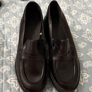Universal Thread Black Loafers